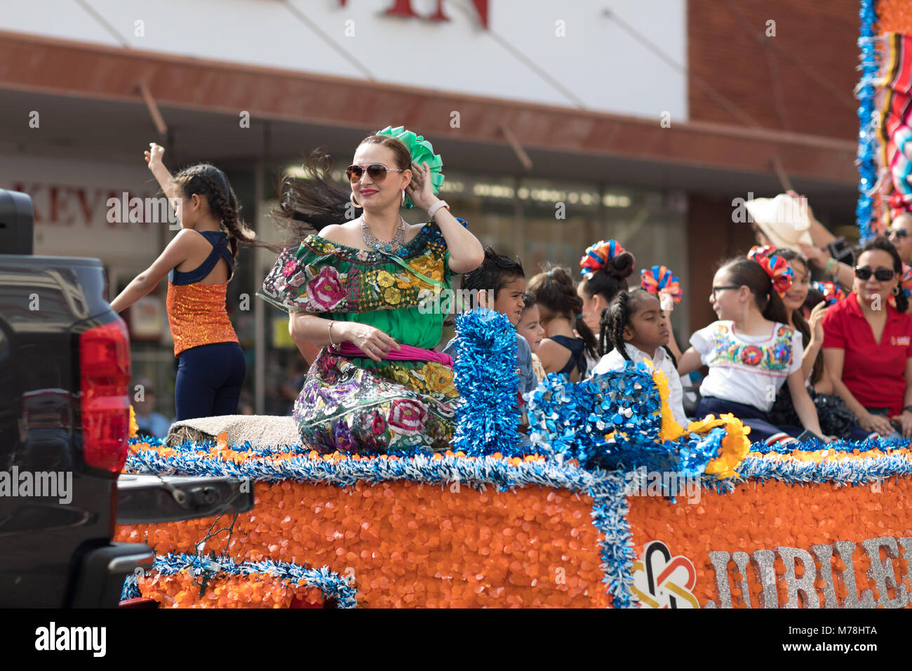 Brownsville, Texas, USA - Le 24 février 2018, Grand Parade internationale fait partie du Charro Jours Fiesta - Fiestas Mexicanas, un festival national Banque D'Images