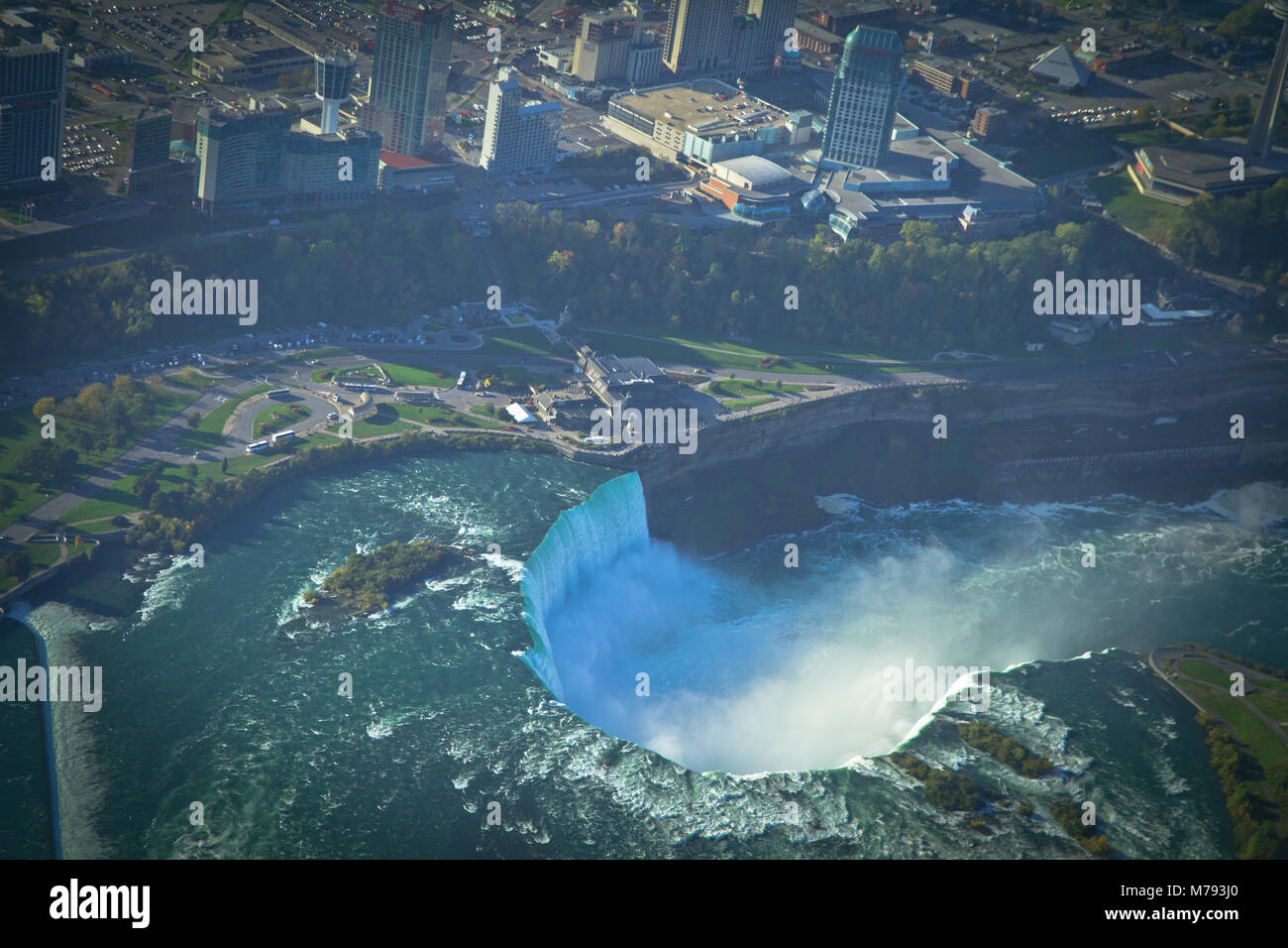 Vue aérienne de Niagara Falls, du Canada, de l'hélicoptère Banque D'Images