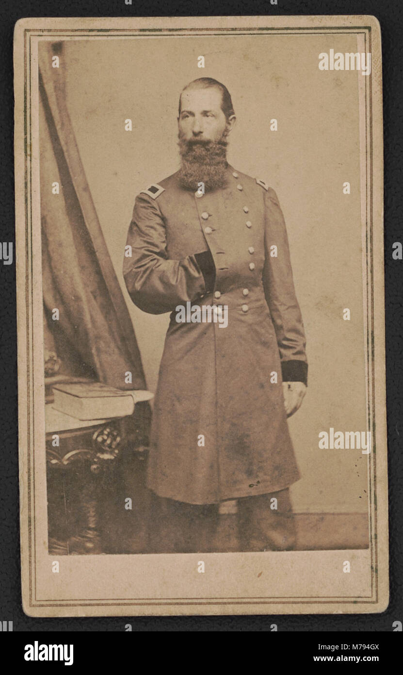 Le major-général David Allen Russell, représenté en uniforme, est un chef du 7th Massachusetts Infantry Regiment pendant la guerre de Sécession. Ce portrait a été pris aux National Photographic Portrait Galleries de Brady & Co à Washington, D.C. Banque D'Images