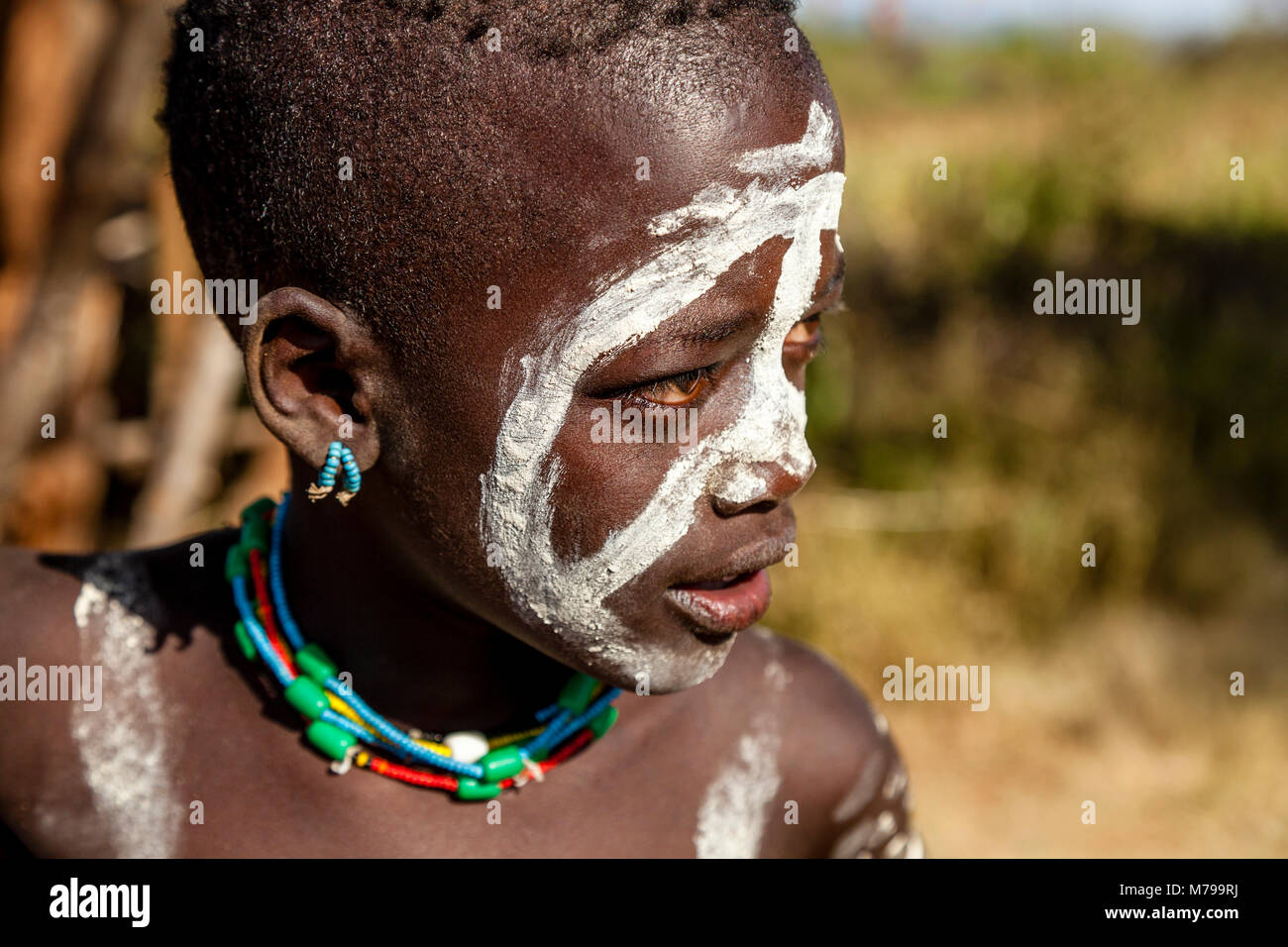 Un garçon de la tribu Hamar, Dimeka, vallée de l'Omo, Ethiopie Banque D'Images