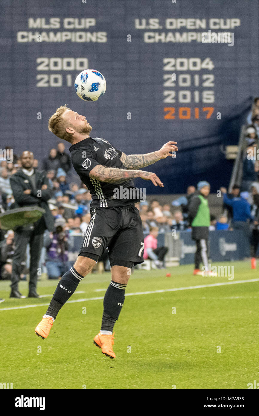 Johny Russell SKC avant no 7 contrôle une balle en MLS saison régulière avec l'équipe du Fc de NYC à Childrens' Merci Park, Kansas City, Kansas.. NYCFC a gagné 0:2 Banque D'Images