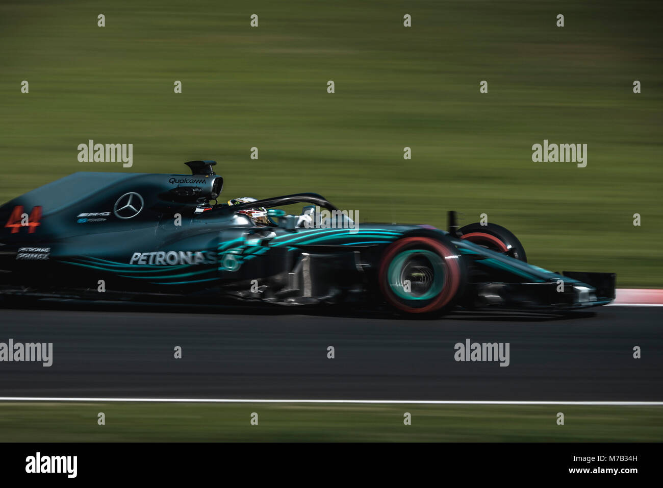 Barcelone, Espagne. 9 mars, 2018 : Lewis Hamilton (GBR) entraîne dans sa Mercedes W09 puissance EQ  + lors de la septième journée de la Formule 1 les essais au Circuit de Catalunya Crédit : Matthias Rickenbach/Alamy Live News Banque D'Images