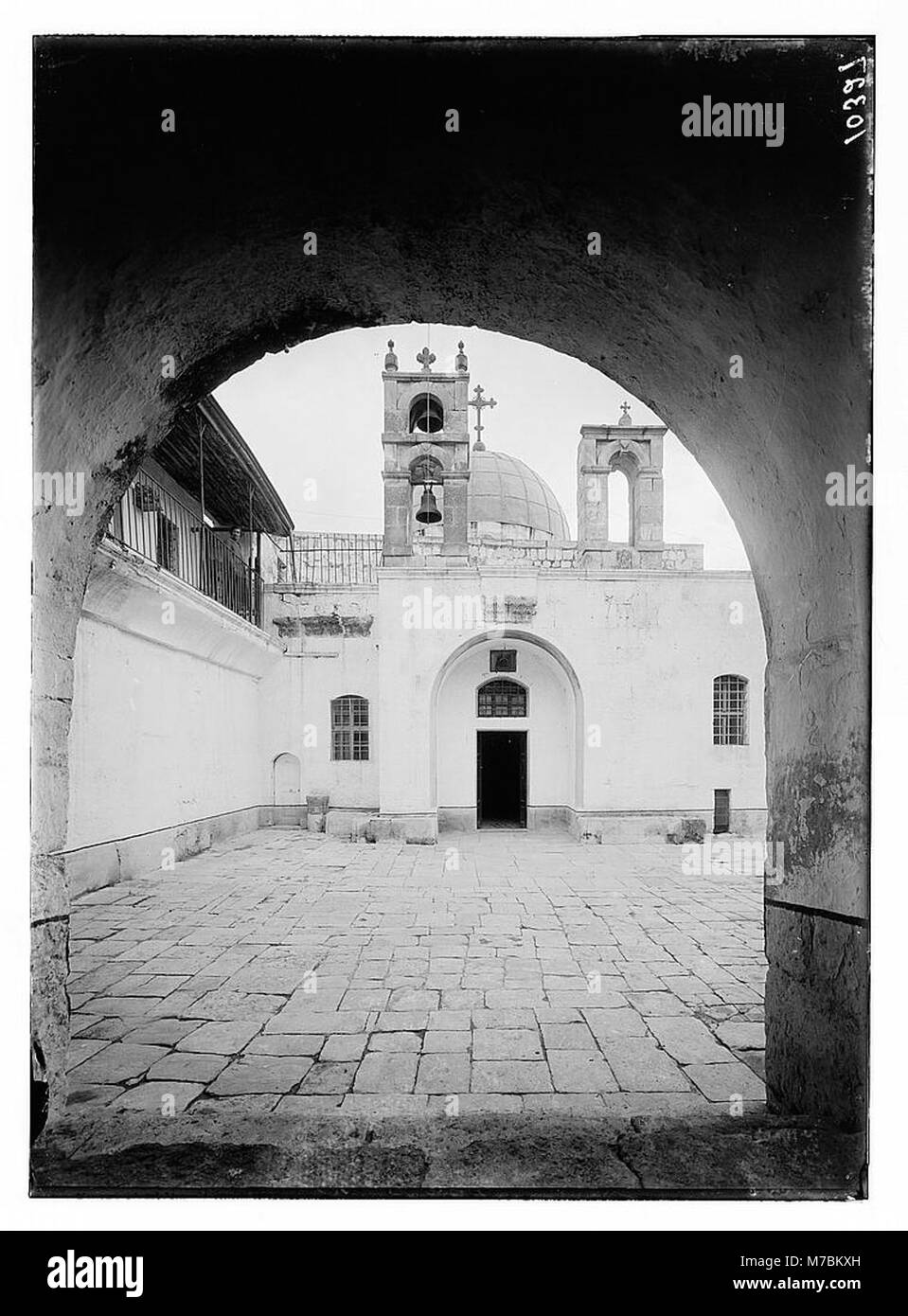 L'église de Jean située sur la rue Christian, connue pour son importance historique et architecturale dans la communauté locale. Banque D'Images L'église de Jean située sur la rue Christian, connue pour son importance historique et architecturale dans la communauté locale. Banque D'Images