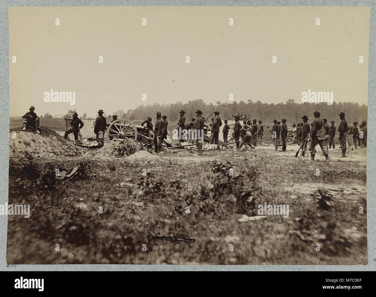 Ligne extérieure des fortifications des confédérés, en face de Petersburg, Va., capturé par 18e Corps d'armée, 15 juin 1864 RCAC2012646275 Banque D'Images