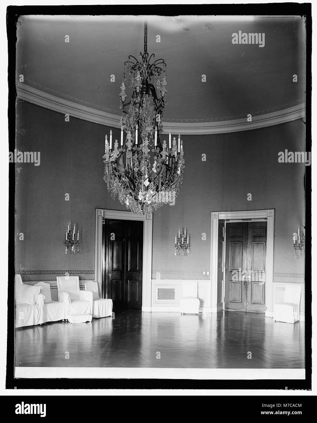 Une photographie de la salle est de la Maison Blanche, capturant la grandeur de l'une des pièces les plus en vue de la résidence présidentielle américaine. Banque D'Images Une photographie de la salle est de la Maison Blanche, capturant la grandeur de l'une des pièces les plus en vue de la résidence présidentielle américaine. Banque D'Images