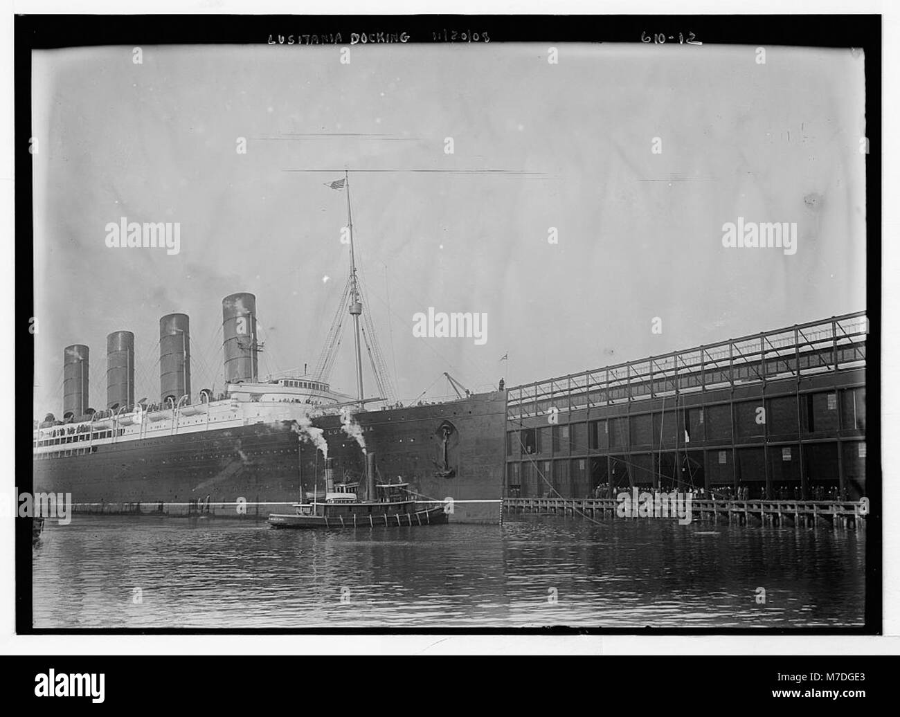 Lusitania accostage à new Hudson River Piers, Bain - Bain RCAC2014682947 Banque D'Images
