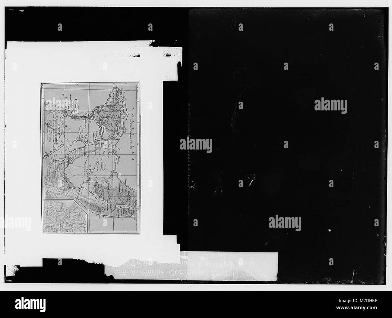 Une carte montrant les voyages historiques des enfants d'Israël, représentant les routes prises pendant leur Exode d'Egypte dans le cadre de l'histoire biblique. Cette carte représente un aspect clé des études religieuses et historiques. Banque D'Images