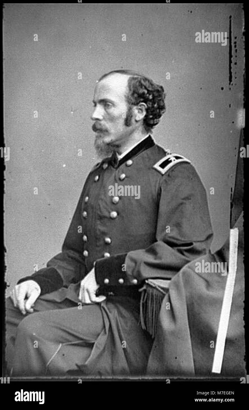 Le brigadier général Emerson Opdycke est un officier de l'armée fédérale pendant la guerre de Sécession. Ce portrait capture son image militaire formelle, reflétant son service et ses contributions à la cause de l'Union. Banque D'Images