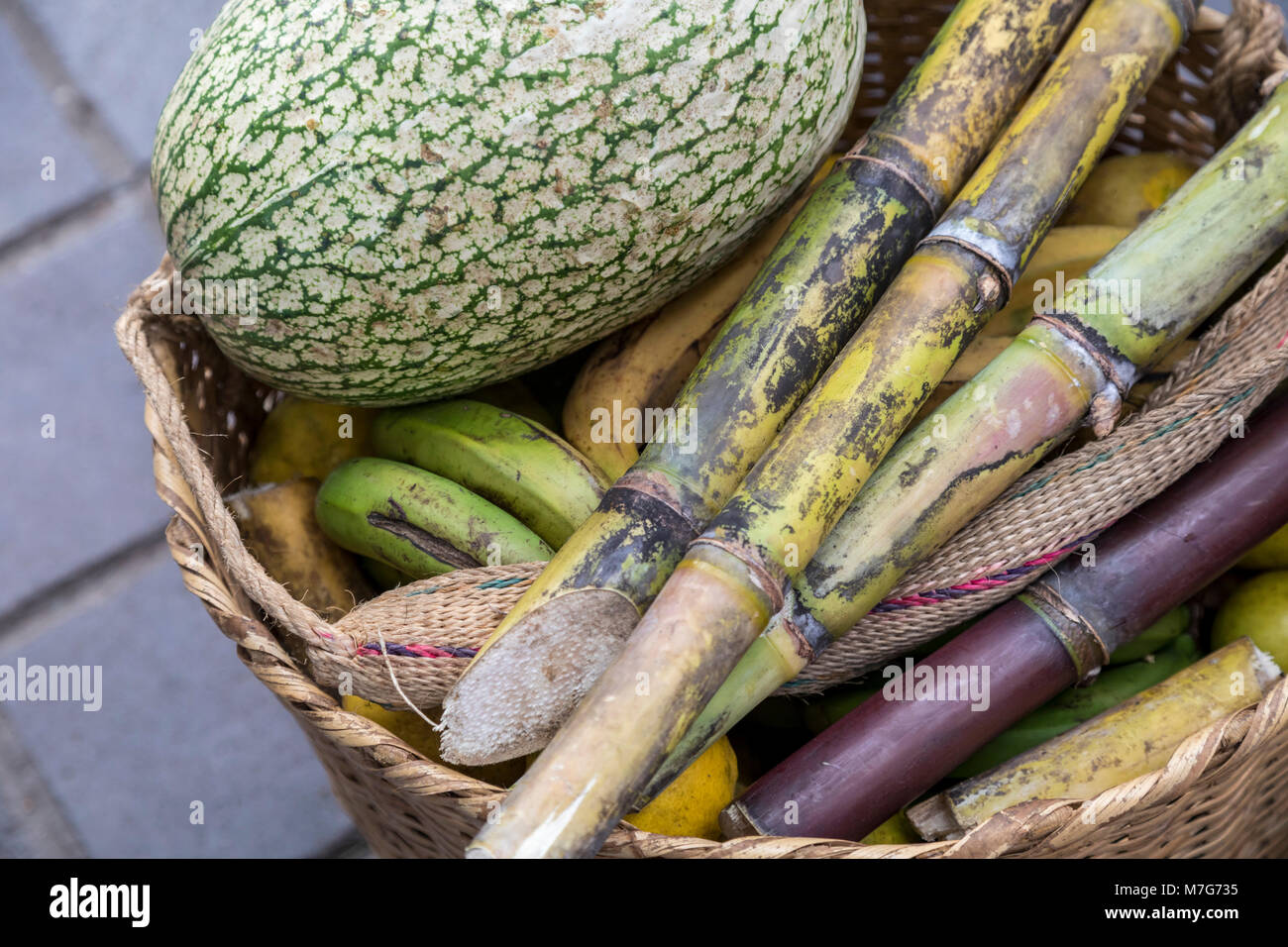 Oaxaca, Oaxaca, Mexique - Les membres des communautés autochtones de tout l'état de l'Oaxaca affichent leur croissance au cours de l'DÃ-a Internacional de l Banque D'Images