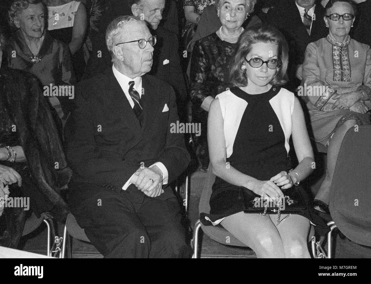 Le ROI GUSTAV VI ADOLF avec la princesse Christina à Rome 1969 Institutets vänner Banque D'Images