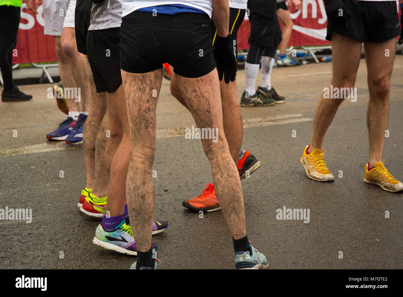 Jambes de coureur de marathon Photo Stock - Alamy