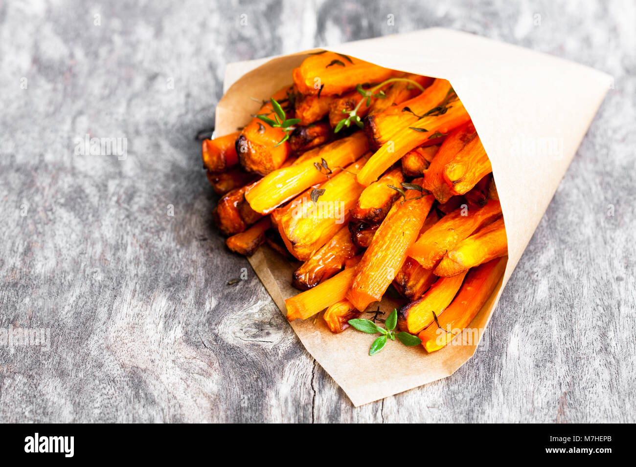 Chips de carotte Banque de photographies et d'images à haute résolution -  Alamy