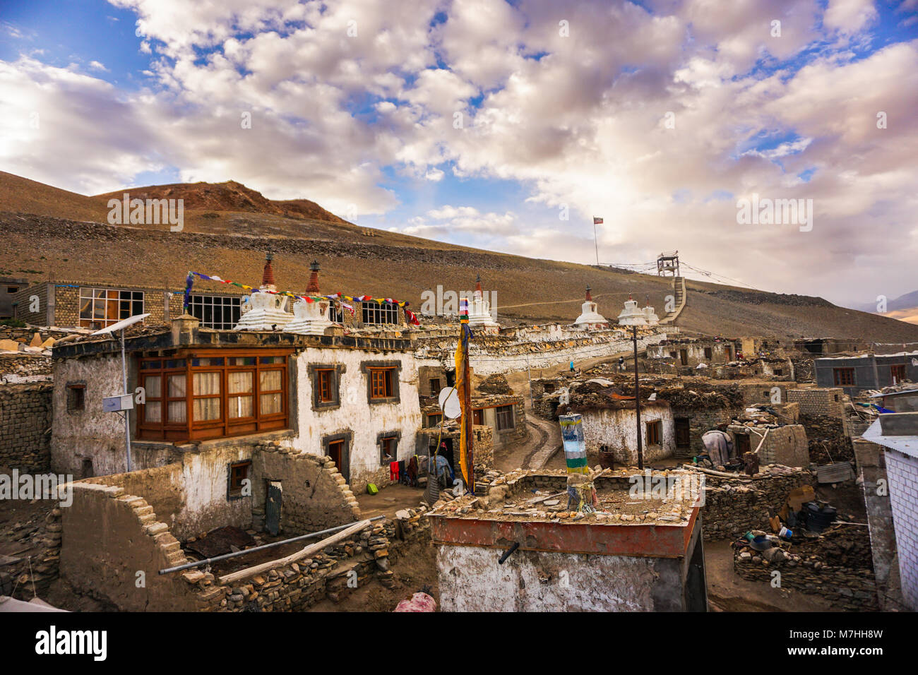 Korzok Tsomoriri lake village (PAR) à 4530m au-dessus du niveau de la mer. Changthang, Ladakh, Inde du Nord. Banque D'Images Korzok Tsomoriri lake village (PAR) à 4530m au-dessus du niveau de la mer. Changthang, Ladakh, Inde du Nord. Banque D'Images