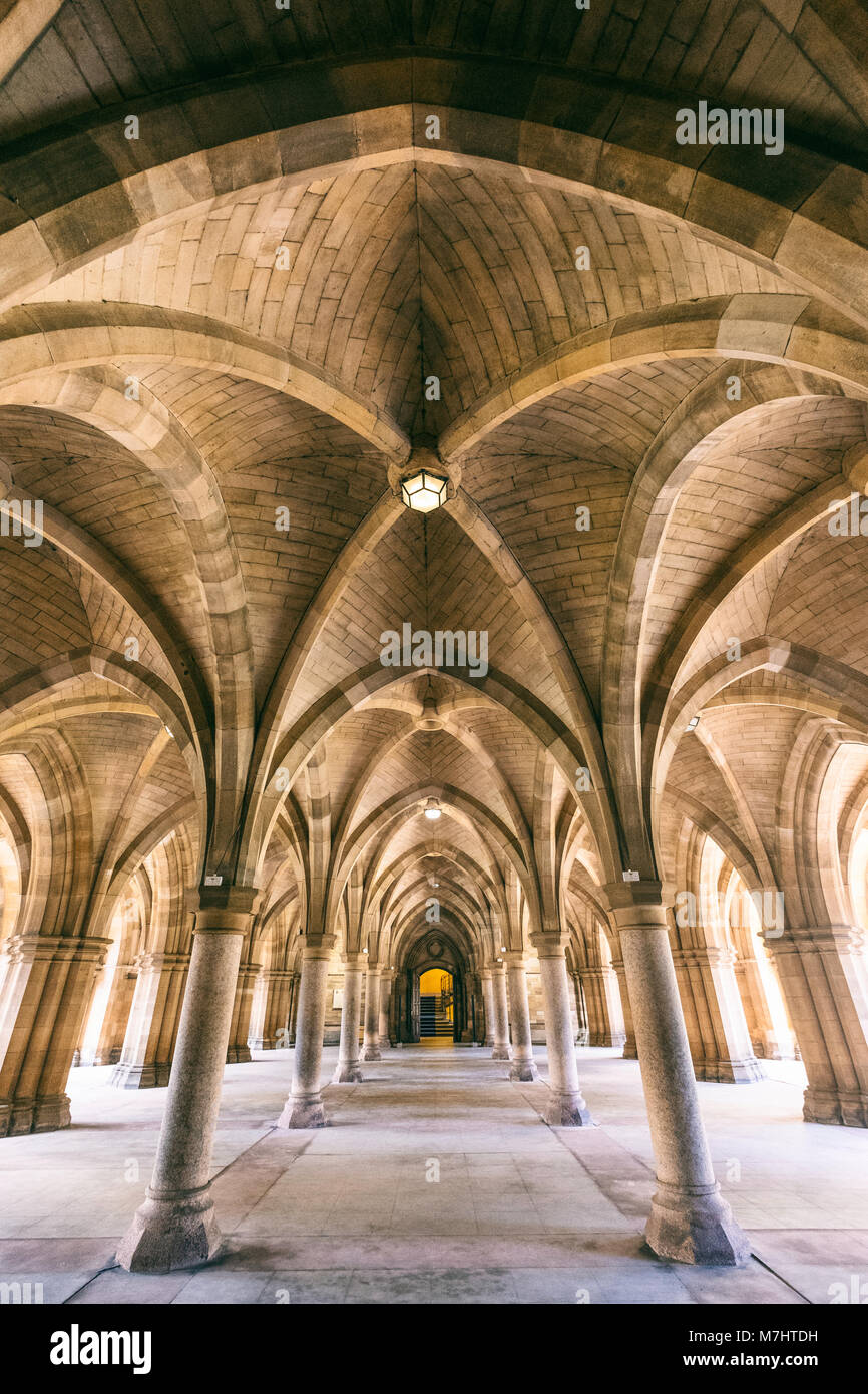 Avis de cloîtres entre les quadrangles à l'Université de Glasgow, Ecosse, Royaume-Uni Banque D'Images