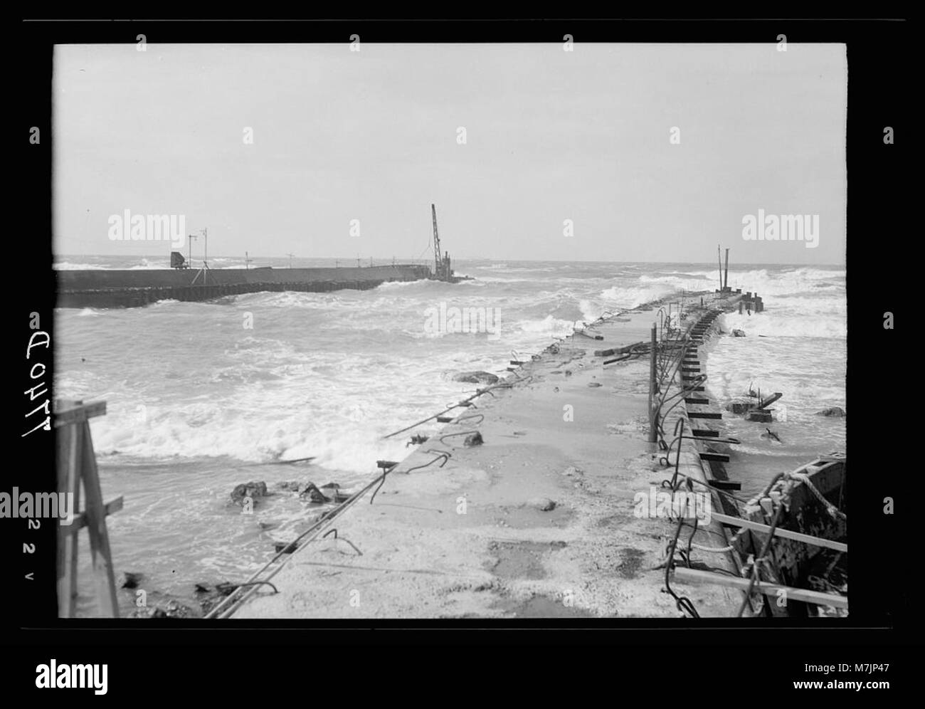 L'entrée du bassin de l'éclairage à tel Aviv est montrée, une zone maritime clé utilisée pour l'amarrage et le transport de marchandises par bateau. Banque D'Images