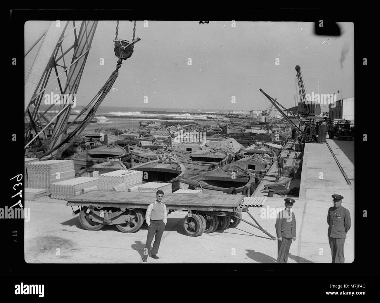 Le bassin du briquet à tel Aviv, en Israël, sert de zone d'amarrage pour les navires. C’est une installation maritime importante pour les activités portuaires et commerciales de la ville. Banque D'Images
