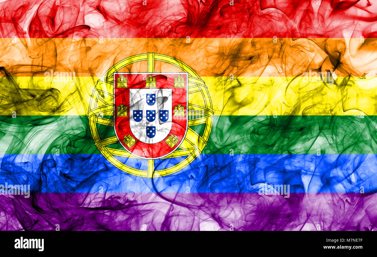 La fumée Portugal gay drapeau, drapeau Portugal LGBT Photo Stock Alamy