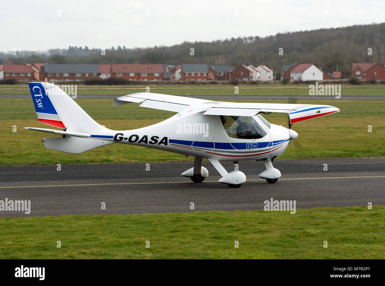 CT-SW Design vol à Wellesbourne Airfield, Warwickshire, UK (G-vieillesse) Banque D'Images