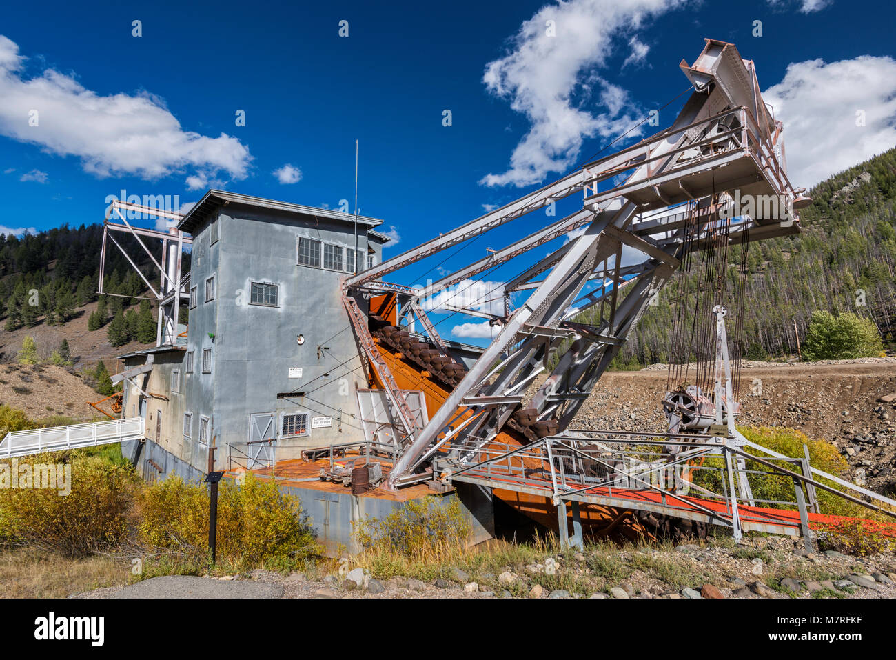 Drague Fourche Yankee, Bonanza City ville fantôme, Yankee Fork de Salmon River, Custer Road, Salmon-Challis Aventure Autoroute Natl Forest, North Carolina, USA Banque D'Images