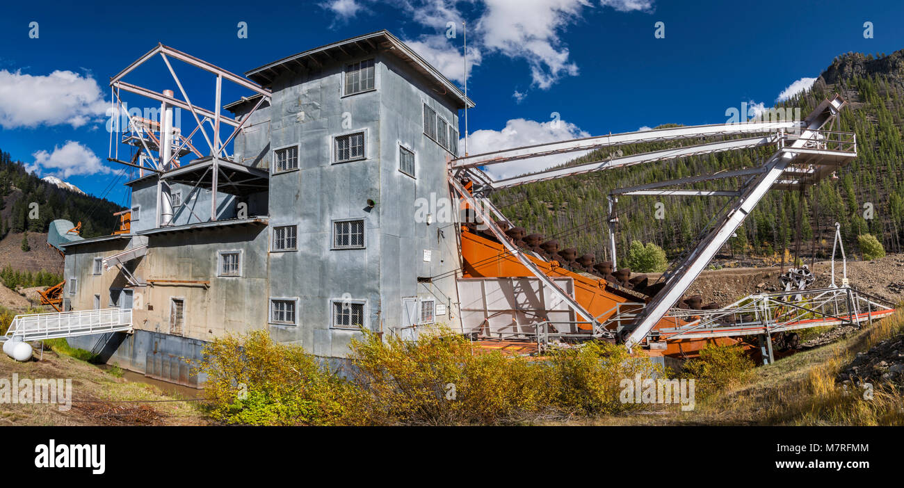 Drague Fourche Yankee, Bonanza City ville fantôme, Yankee Fork de Salmon River, Custer Road, Salmon-Challis Aventure Autoroute Natl Forest, North Carolina, USA Banque D'Images