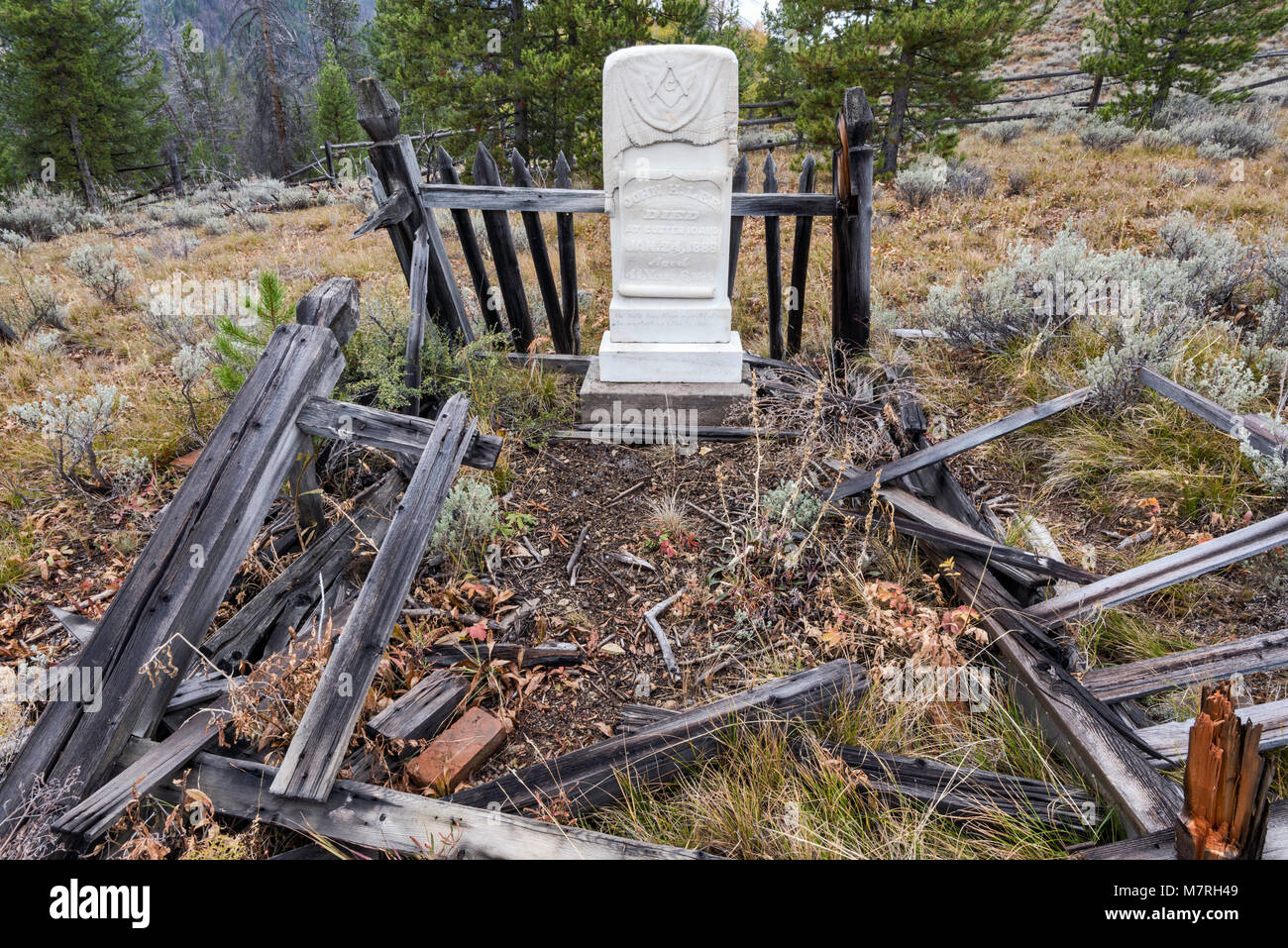 Cimetière Bonanza Bonanza City, ville fantôme, Yankee Fork de la rivière Salmon, Custer Road, Salmon-Challis Aventure Autoroute National Forest, North Carolina, USA Banque D'Images