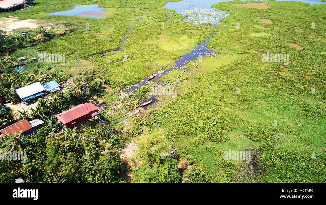 Vue aérienne du village traditionnel de Siem-Reap, Cambodge Banque D'Images