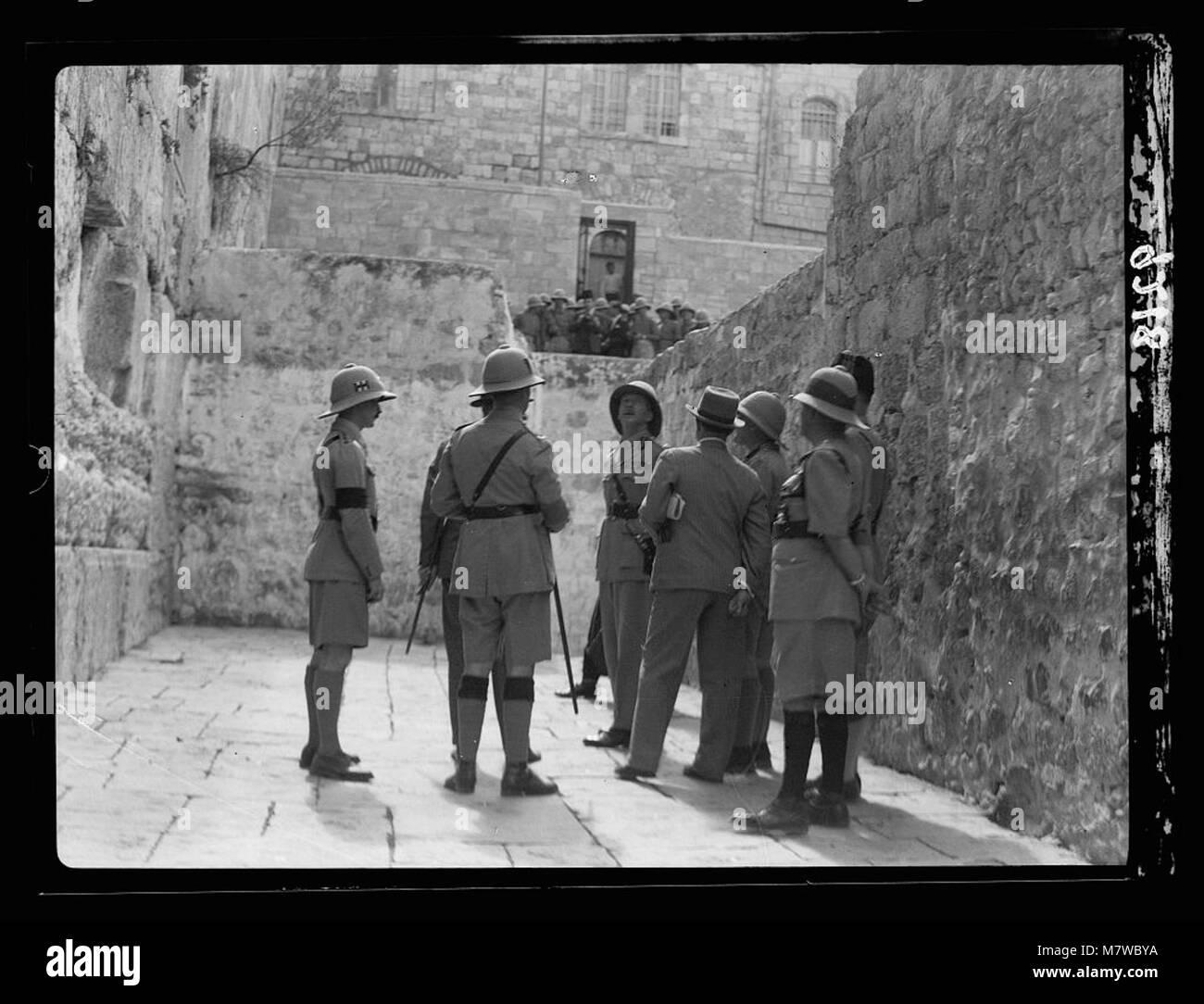 Les perturbations de la Palestine de 1936. Le lieutenant-général Dill visiter le Mur Occidental ou soi-disant lieu des lamentations juif matpc LOC.18231 Banque D'Images