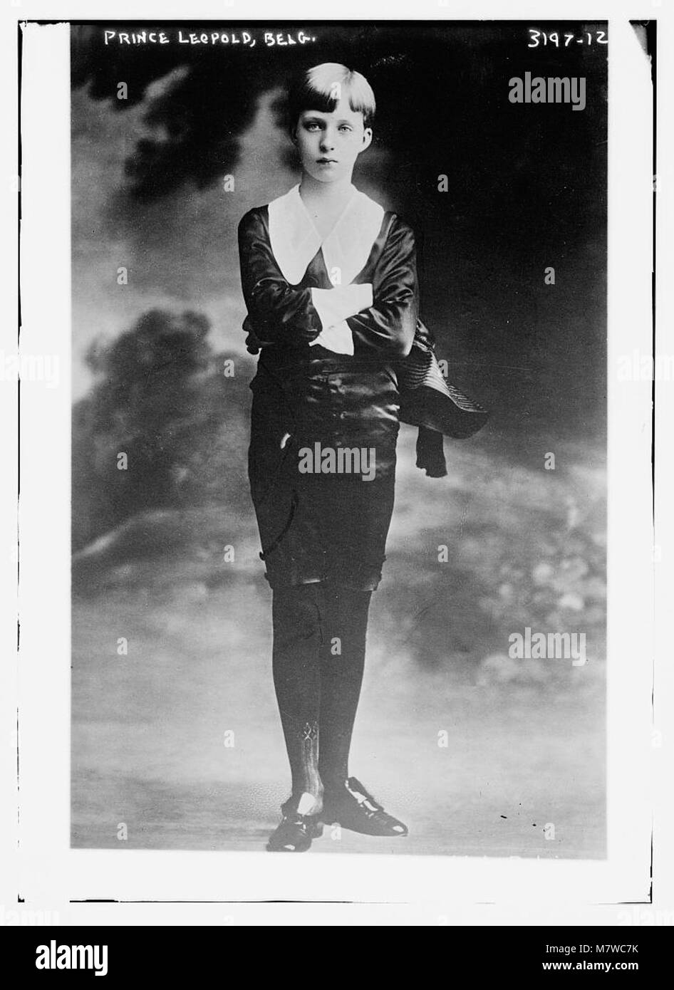 Cette image montre le prince Léopold de Belgique, capturant un moment de sa vie royale. En tant que membre de la famille royale belge, son image reflète l'aristocratie européenne et l'héritage de la monarchie en Belgique. Banque D'Images
