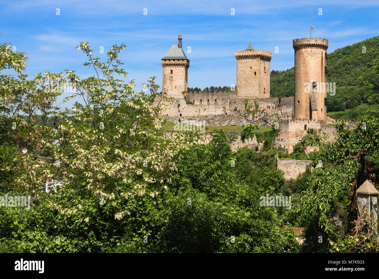 Foix (sud-ouest de la France), mai 2015. Classé Monument Historique (Français 'Monument historique') depuis 1840, la forteresse domine la t Banque D'Images
