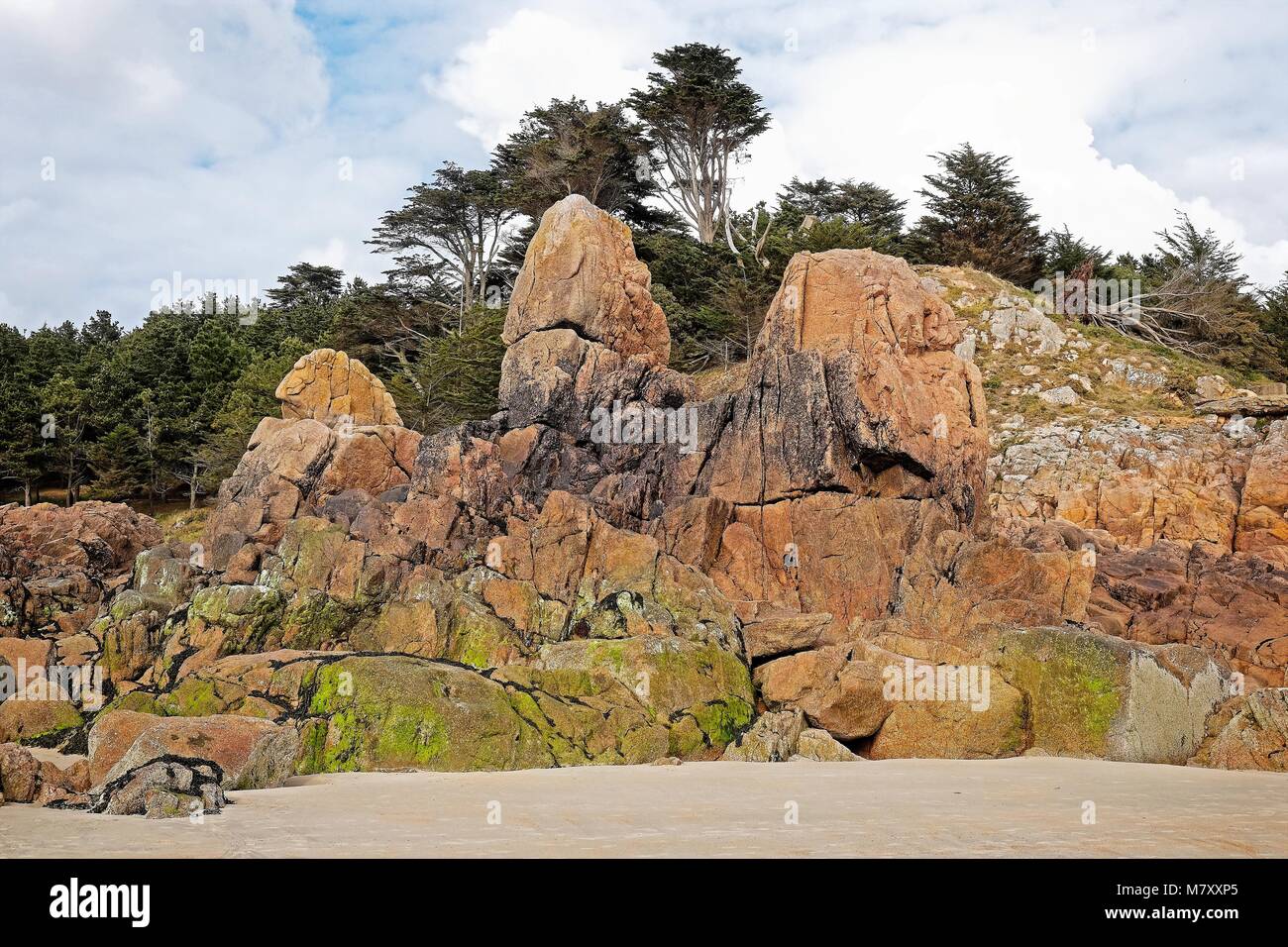 Les affleurements de granit LE GROUIN ST BRELADE BAY JERSEY CHANNEL ISLANDS Banque D'Images