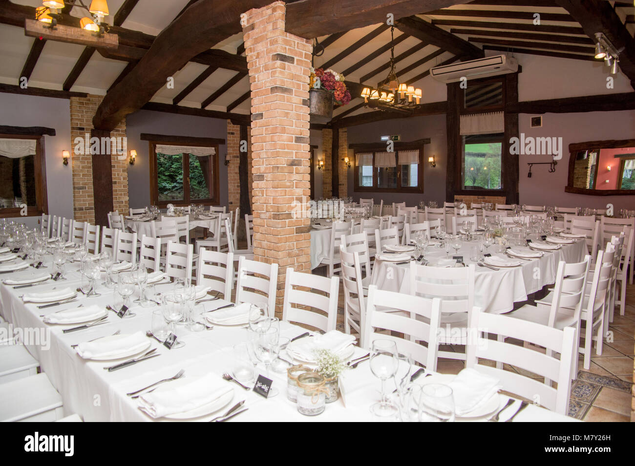 Salle à manger pour le banquet de mariage, Restaurant, Jai Alai Urrestilla, Gipuzkoa, Pays Basque, Espagne, Europe Banque D'Images