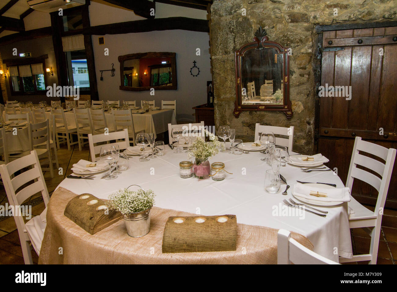 Salle à manger pour le banquet de mariage, Restaurant, Jai Alai Urrestilla, Gipuzkoa, Pays Basque, Espagne, Europe Banque D'Images