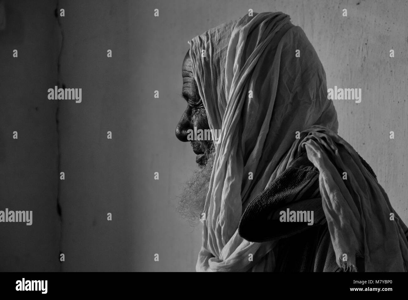 Vieil homme à Smara, camp de réfugiés sahraouis. Banque D'Images