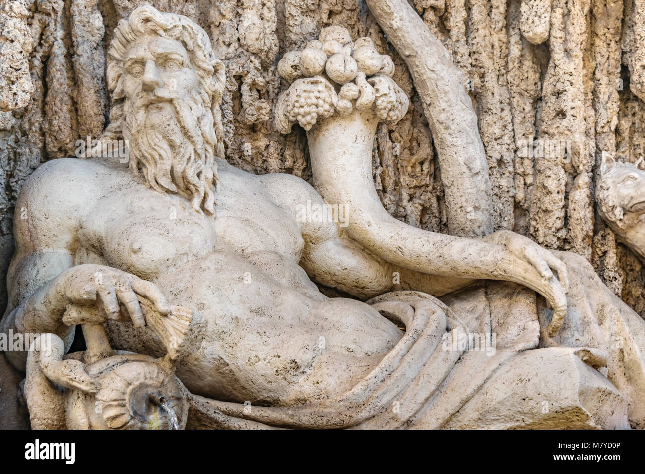Vue détaillée de l'un des quatre célèbres Quattro Fontane sculptures situé dans la ville de Rome, Italie Banque D'Images