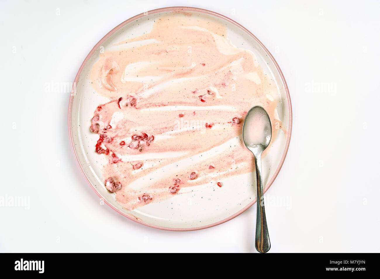 Vue de dessus du vide et sale après la plaque de glace à la framboise a été manger Banque D'Images