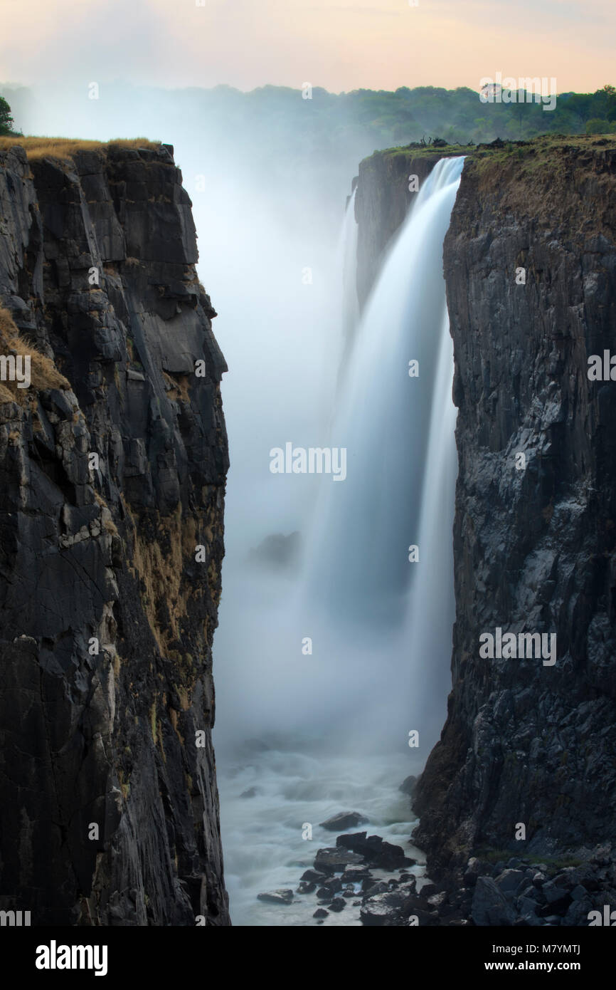 Victoria Falls au Zimbabwe Banque D'Images