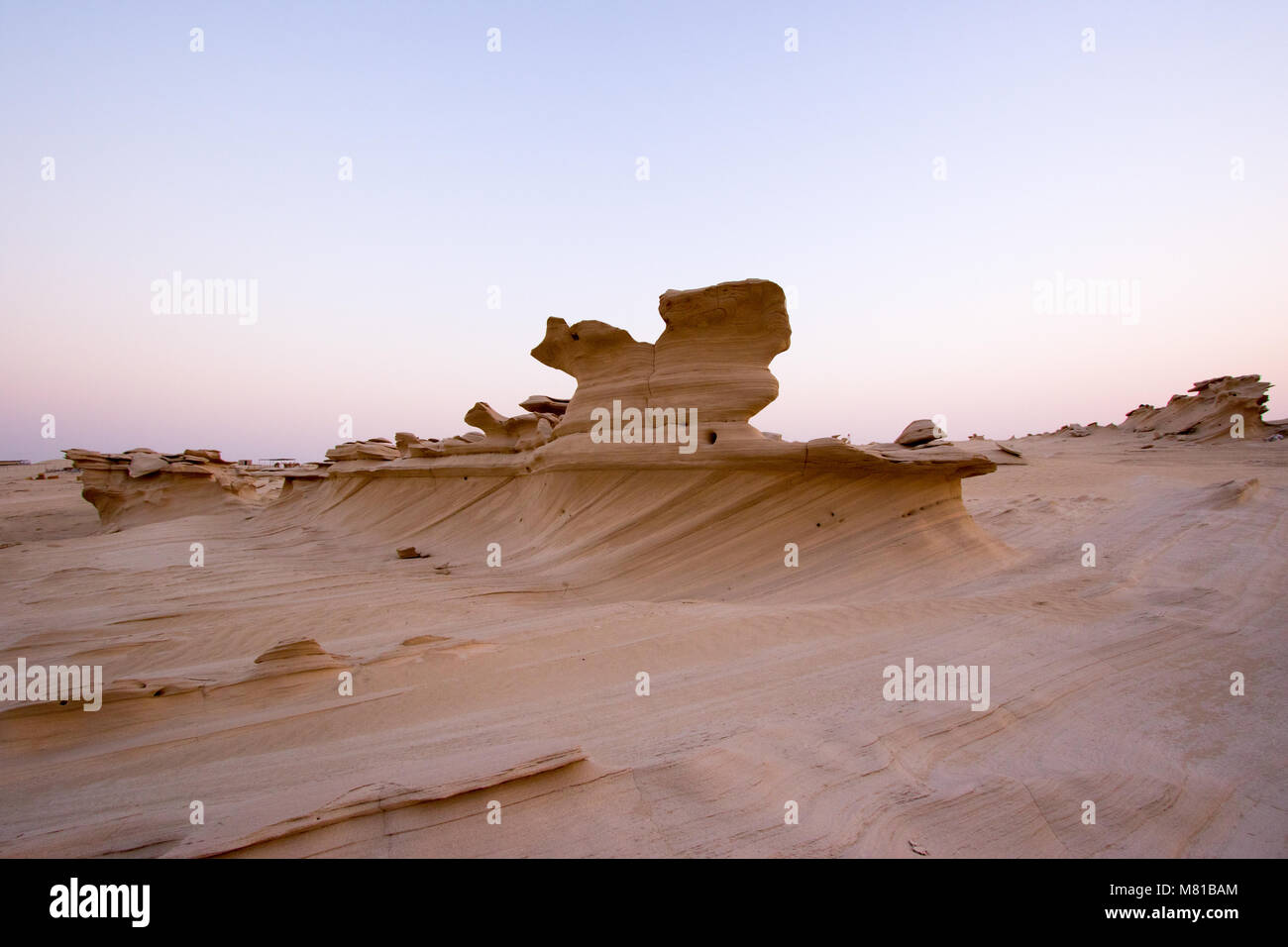 Les dunes fossiles au coucher du soleil, Abu Dhabi, UAE Banque D'Images