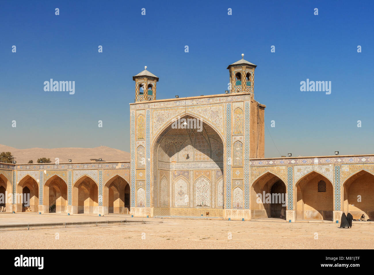 La cour intérieure de la mosquée Vakil sur janvier 2009 à Shiraz, Iran. Vakil signifie régent, qui était le nom utilisé par Karim Khan Banque D'Images