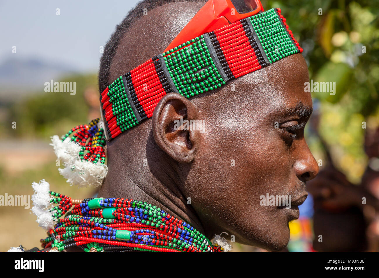 Un jeune membre de la tribu Hamar lors d'une cérémonie, Dimeka Jumping Bull, vallée de l'Omo, Ethiopie Banque D'Images