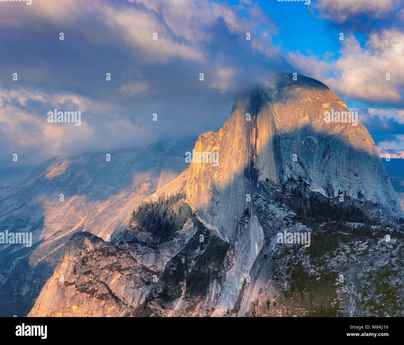 Half Dome, Yosemite National Park, Californie Banque D'Images