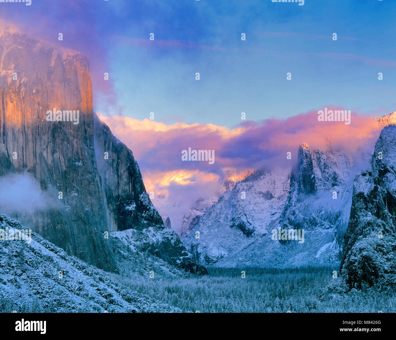 Tempête de compensation, El Capitan, Yosemite National Park, Californie Banque D'Images