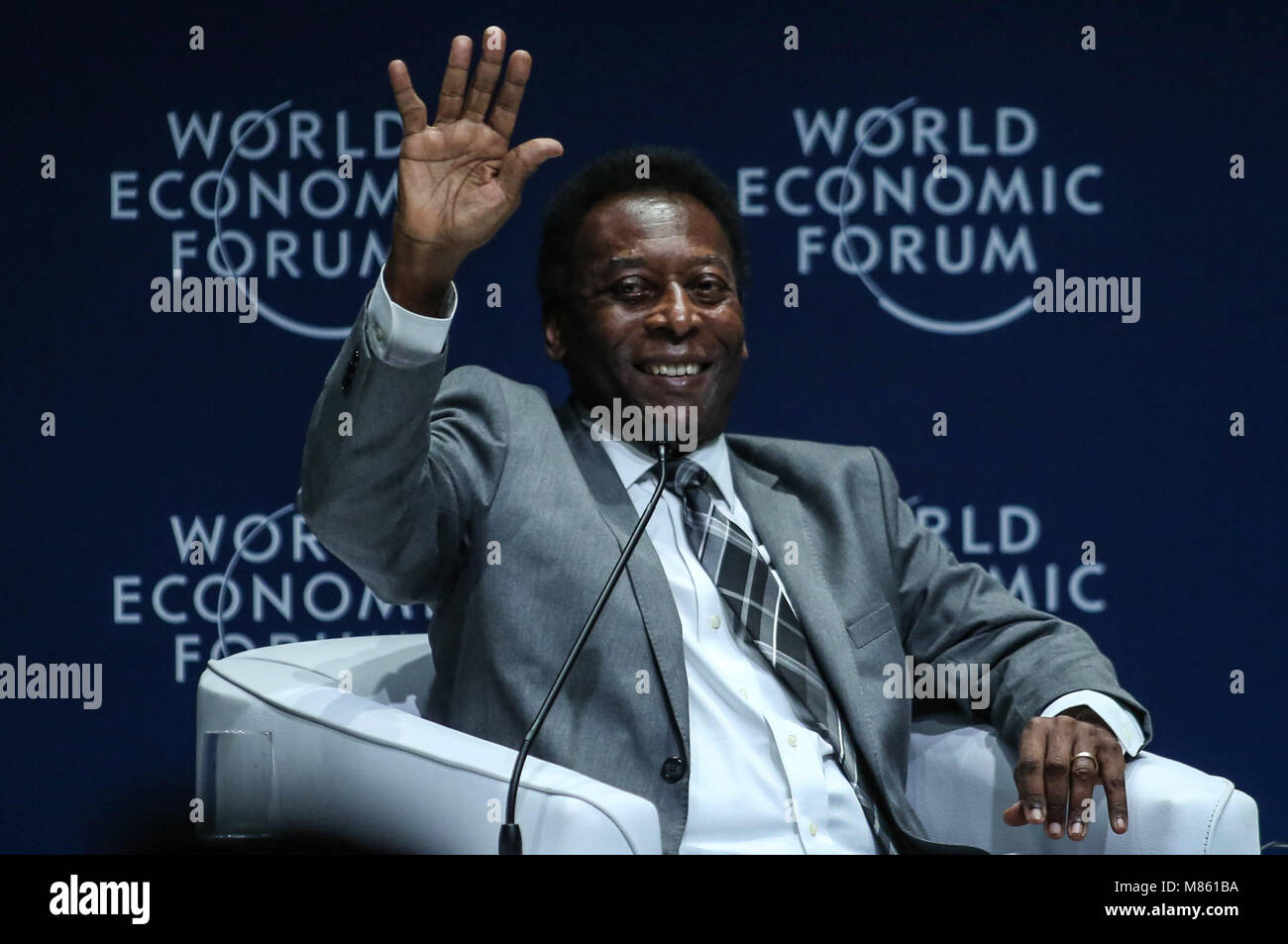 Sao Paulo, Brésil. 14Th Mar, 2018. Ancien joueur de football brésilien, Edson Arantes do Nascimento 'Pele' prend part à une session du Forum économique mondial pour l'Amérique latine, à Sao Paulo, Brésil, le 14 mars 2018. Credit : Rahel Patrasso/Xinhua/Alamy Live News Banque D'Images