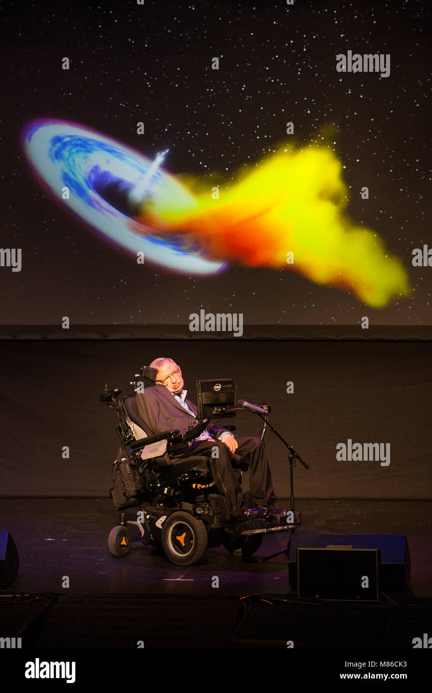 Le professeur Stephen Hawking, scientifique britannique, physicien de renommée mondiale, portrait, Starmus festival 2016 Tenerife Banque D'Images