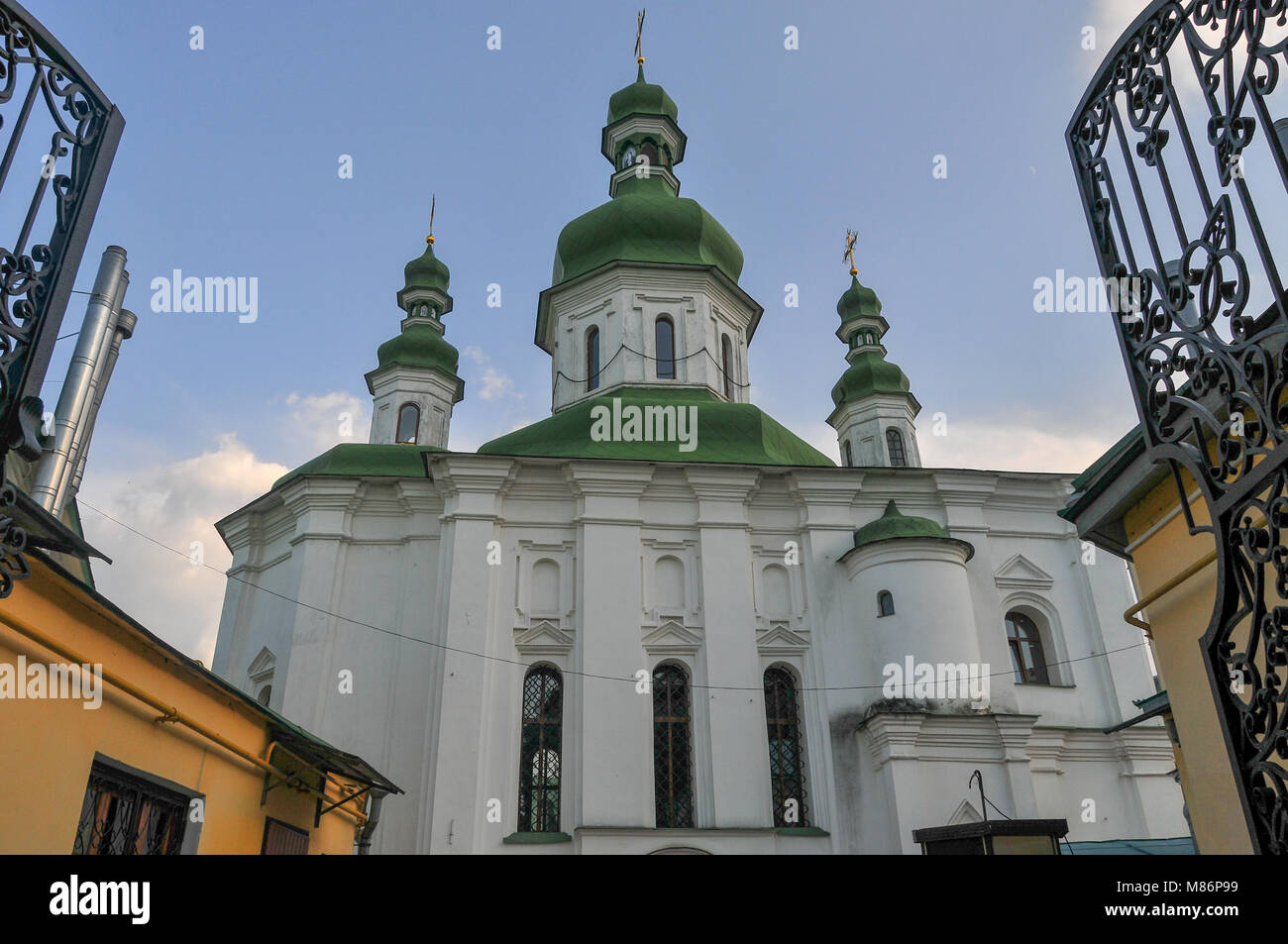 Kiev, Ukraine - le 26 juin 2009 Laure de Pechersk de Kiev : également connu sous le nom de monastère des grottes de Kiev, est un monastère chrétien orthodoxe historique qui la gav Banque D'Images