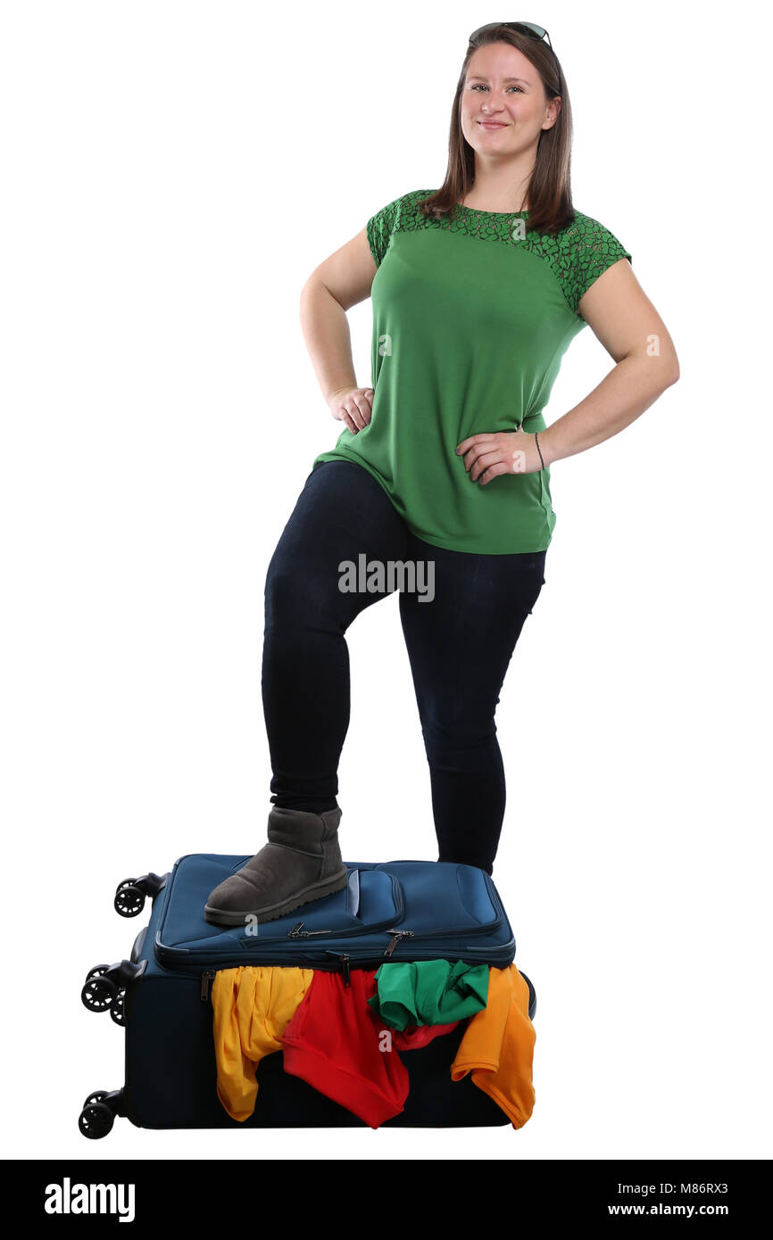 Valise d'emballage sac bagages jeune femme voyager locations de vacances isolé sur fond blanc Banque D'Images