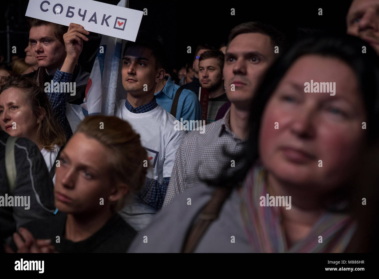 Moscou, Russie. 15 mars, 2018. Journaliste de télévision russe et candidate présidentielle Ksenia Sobchak lors d'une réunion avec ses partisans dans la région de Moscou, Russie Crédit : Nikolay Vinokourov/Alamy Live News Banque D'Images