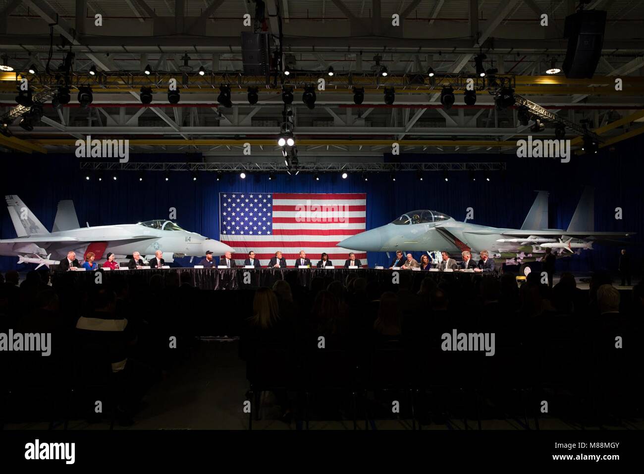 Président américain Donald Trump au cours d'une table ronde sur la politique fiscale à l'Édifice de Boeing 75 Mars 14, 2018 à Saint Louis, Missouri. Banque D'Images