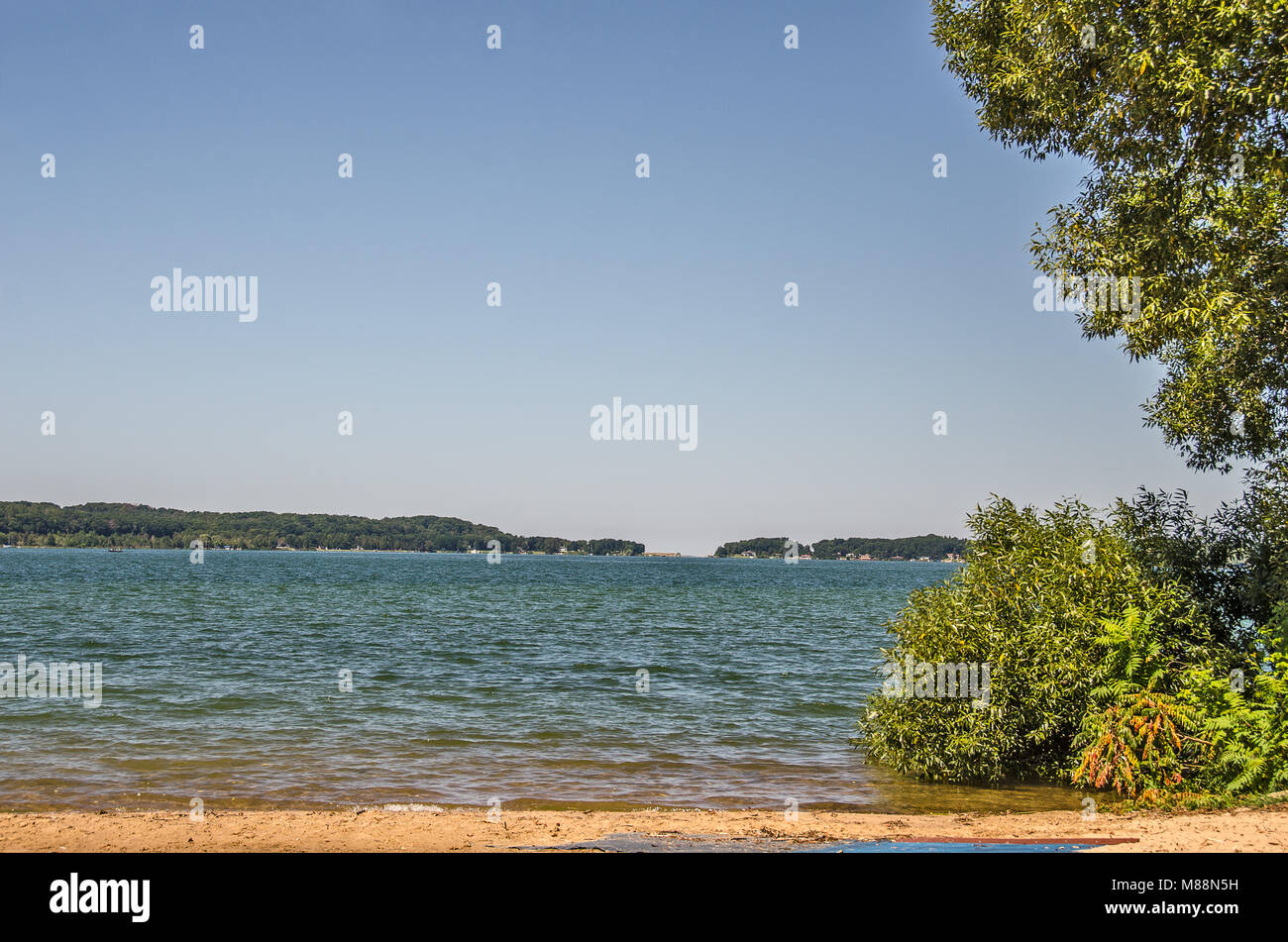 Belles nuances de vert et bleu ajouter à l'atmosphère de sérénité sur le lac Michigan Banque D'Images