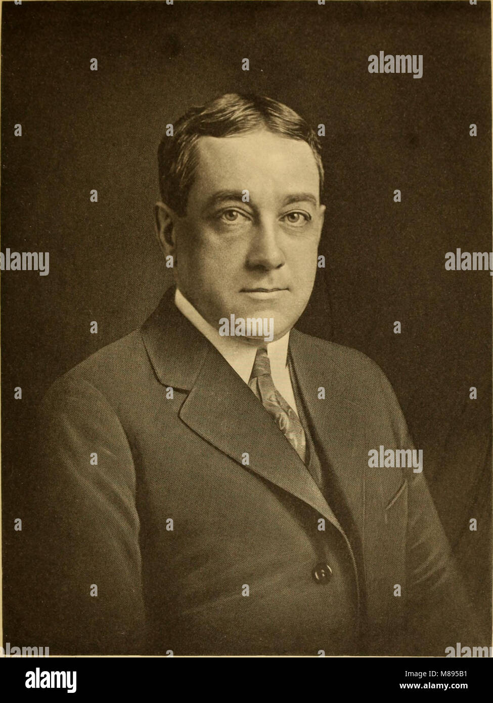 Encyclopedia of Connecticut biographie, genealogical-memorial ; représentant les citoyens ; (1917) (14596084677) Banque D'Images