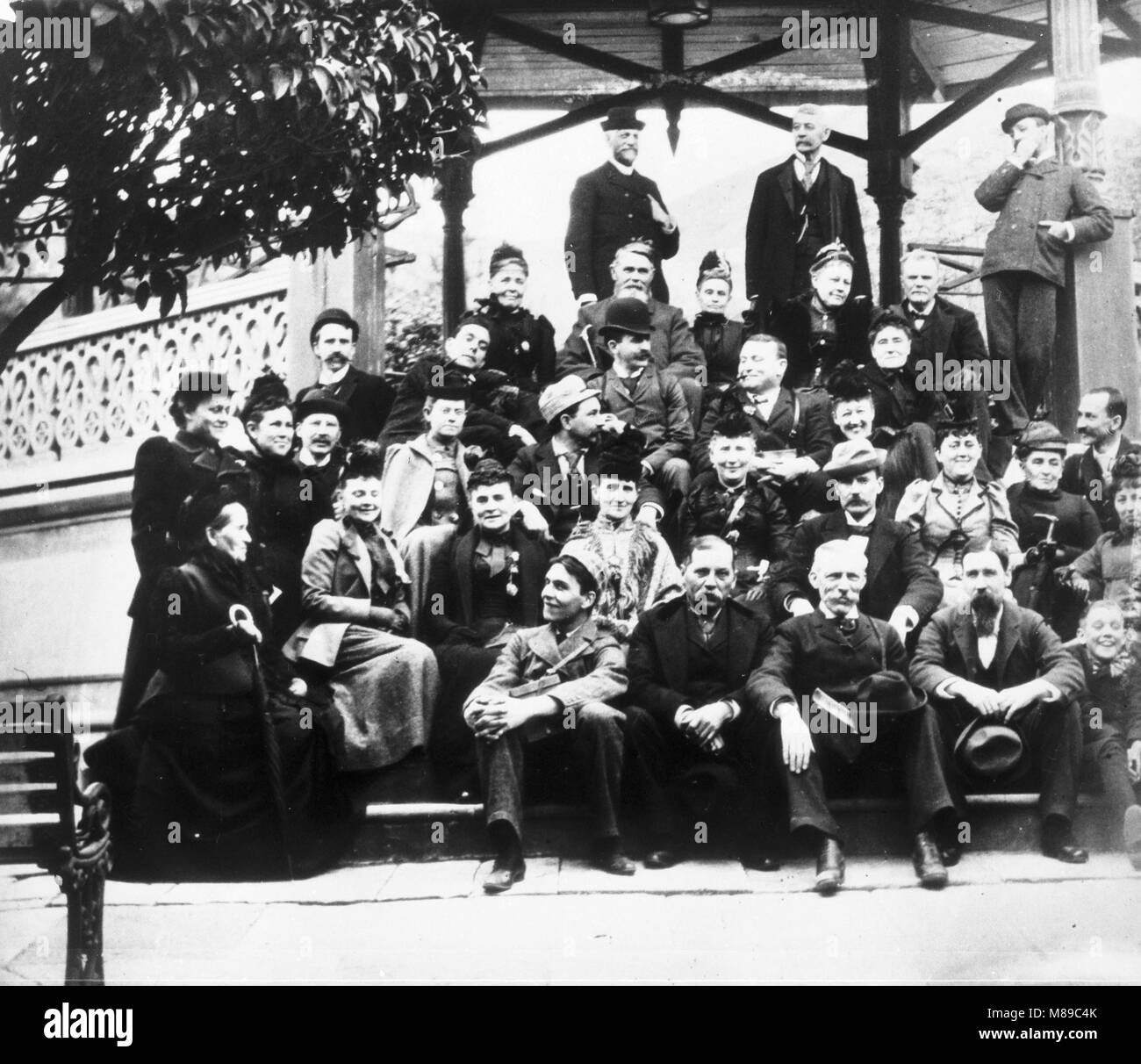 Les membres de la famille royale, par Burton Holmes, 1895 Banque D'Images